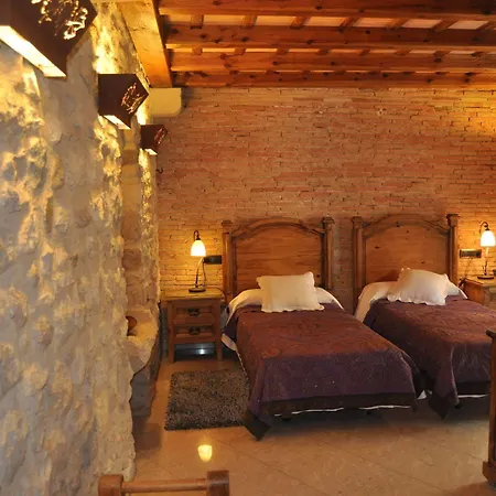 מלון Historic 4*