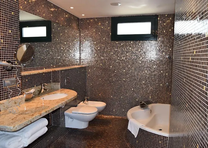 Готель Historic